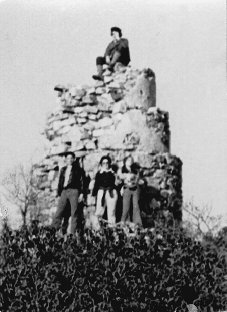 Grupo en la torreta. El Poyo