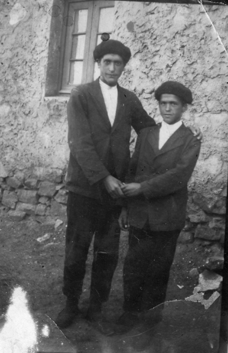 Retrato de dos vecinos de Ojos Negros.