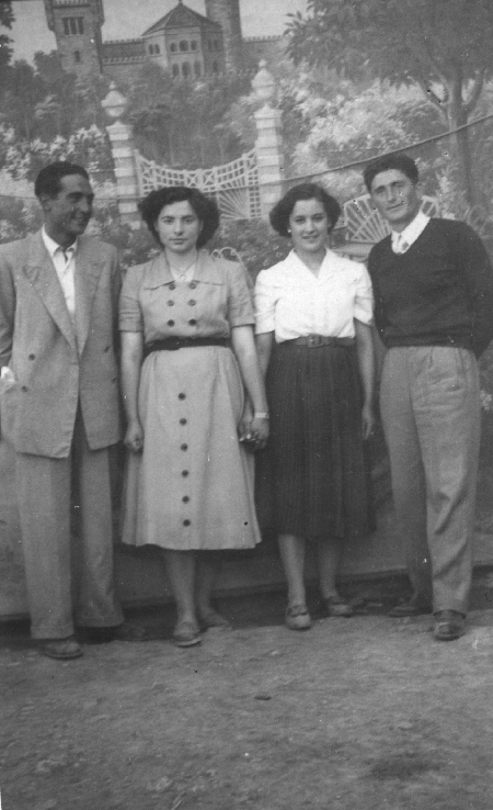 Pareja de matrimonios. Tornos