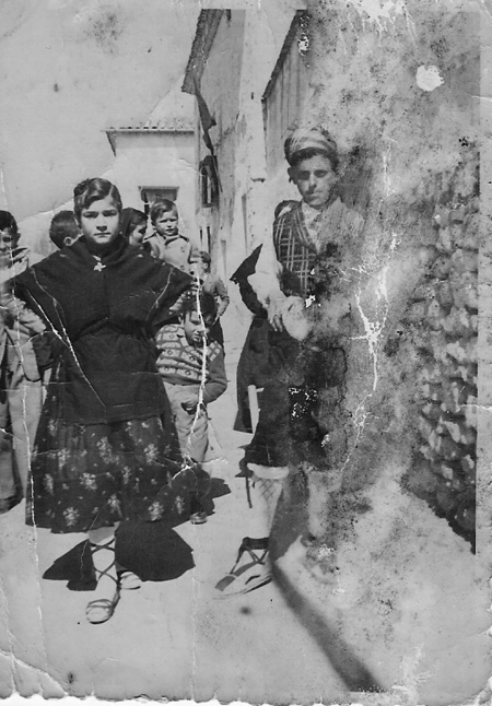 Retrato de dos bailadores de jotas. Torralba de los Sisones.