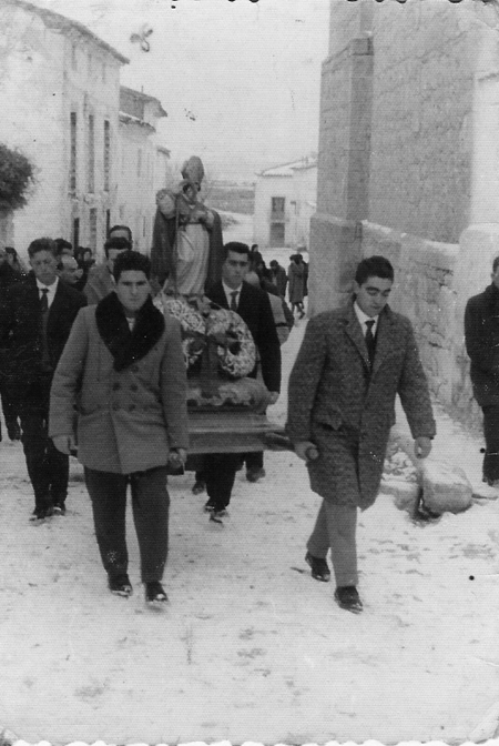 ProcesiÃ³n en Torralba de los Sisones.