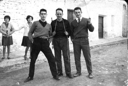 Grupo de amigos. Torralba de los Sisones.