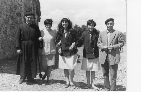 Vecinos de Torralba de los Sisones.