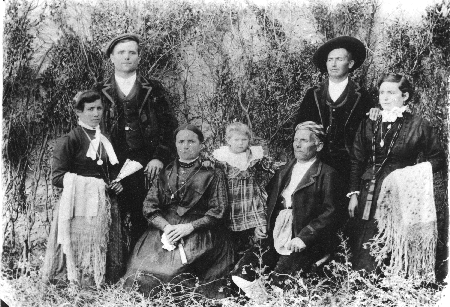Retrato de la Familia Torralba. Torralba de los Sisones.