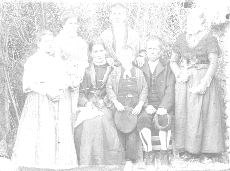 Retrato familiar. Torralba de los Sisones.