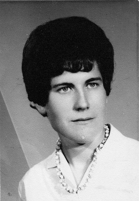 Retrato de mujer. Torralba de los Sisones.