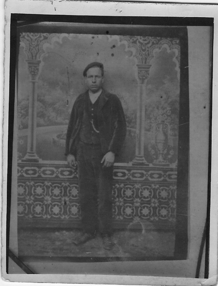 Retrato de un vecino de Torralba de los Sisones.