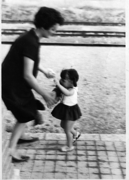 Madre e hija. Torralba de los Sisones