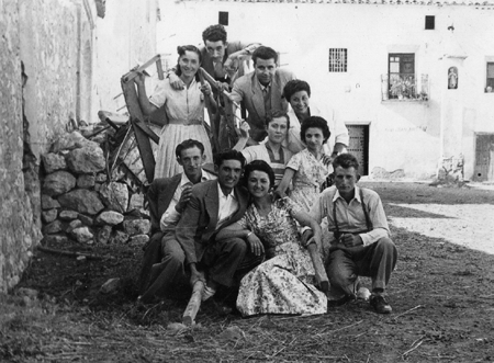 Grupo de amigos. Torrelosnegros