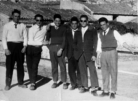 Grupo de amigos en Torrelosnegros.