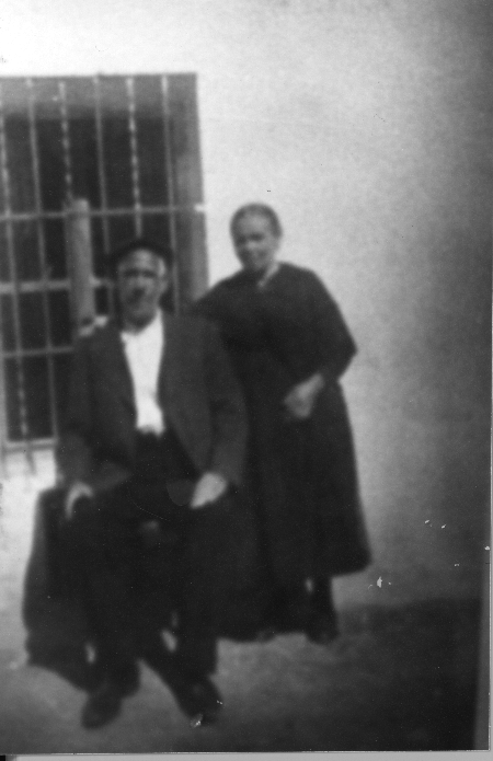 Pareja de abuelos. Torrijo