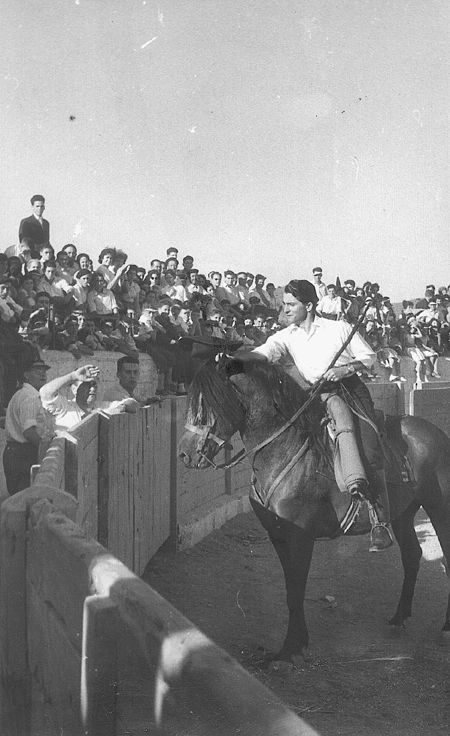 Comienzo de la corrida. Torrijo