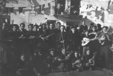 Grupo de rondalla. Torrijo