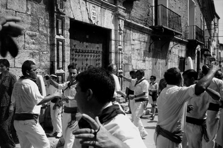 Calamochinos bailando en el Baile de San Roque. Calamocha.