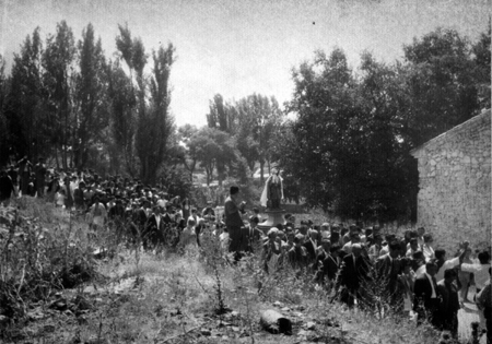 ProcesiÃ³n de San Roque a la llegada a la ermita. Calamocha