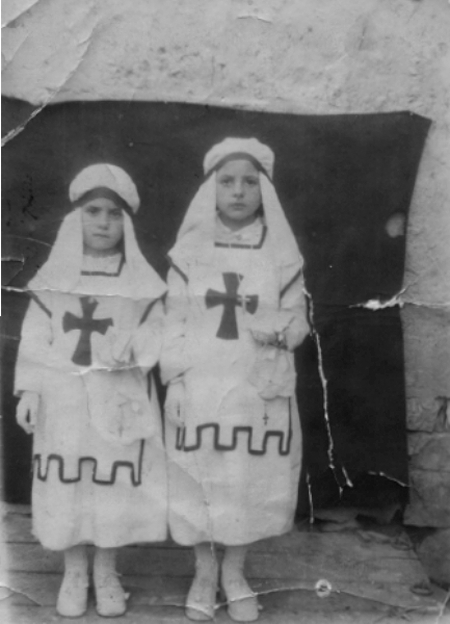 Enriqueta y Matilde. Cella