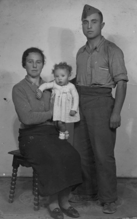 Guadalupe, Lorenzo y Josefa. AÃ±o 1937. Cella.