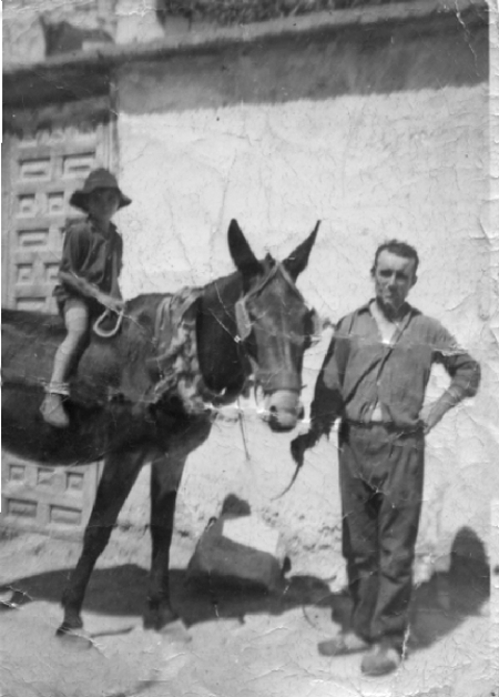 Familia de Gregorio Navarro. AÃ±o 1960. Cella.