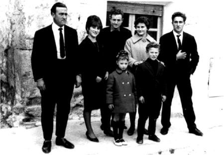 Familia Verdaderos. AÃ±o 1964. Cella.