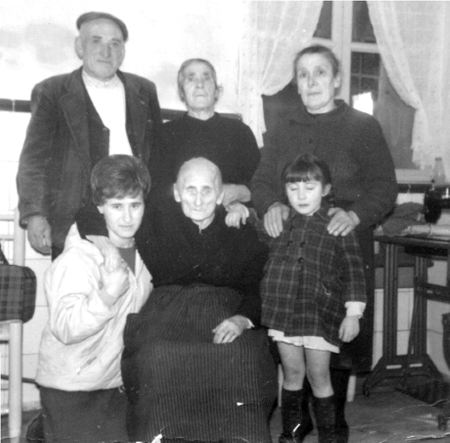 Familia de Baldomera. AÃ±o 1965. Cella.