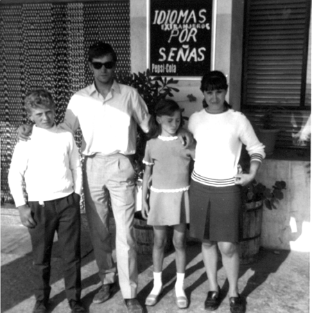 Familia SÃ¡nchez Escusa. AÃ±o 1966. Cella.