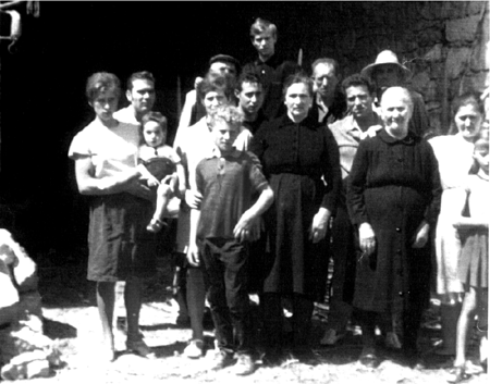 Sogueros y Verdaderos en familia. AÃ±o 1969. Cella.