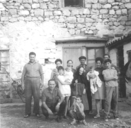 Familia Esteban. Cella.