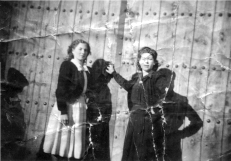 Isaura y Tomasa JuliÃ¡n Martinez. Cella.