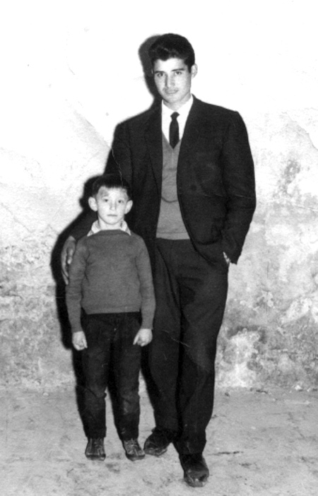JosÃ© Antonio y Miguel. Cella.