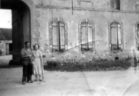 JoaquÃ­n e Isaura en Francia. Cella.