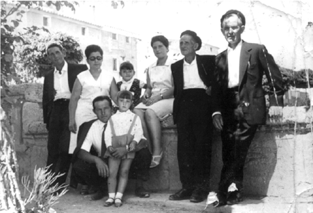 Abuelo Conrado y familia. Cella.