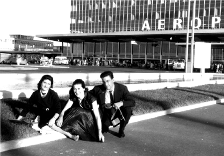 Miguel, Carmen y Librada. Cella.
