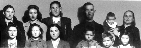 Nicasio, Francisca y familia. Cella.