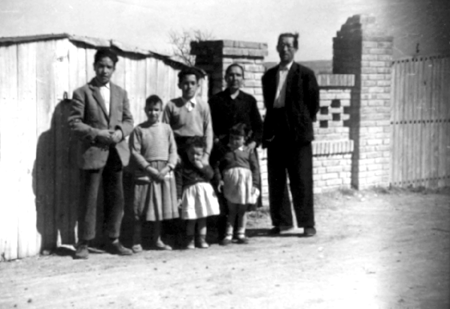 Rafael, Irene y familia. Cella.