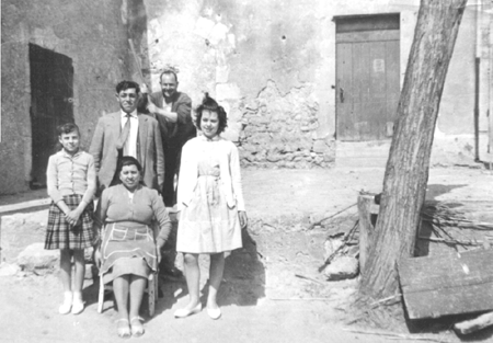 Familia "Los gatos". Cella.