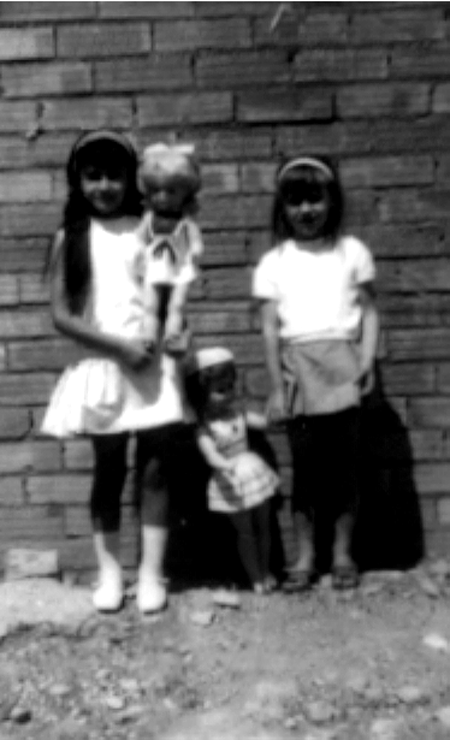 MarÃ­a JesÃºs, Nati y sus muÃ±ecas. Cella