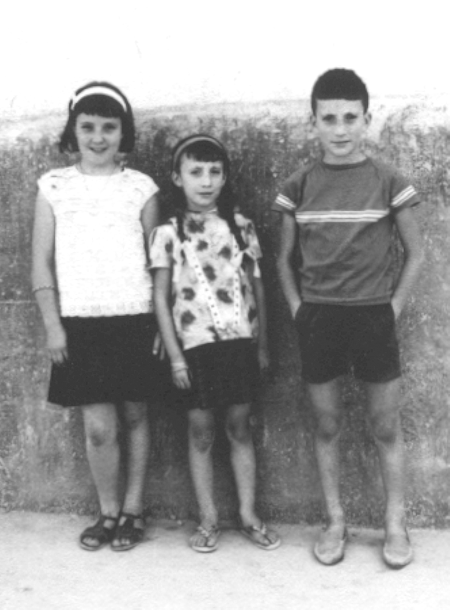 Rosina, MarÃ­a y Pedro. Cella