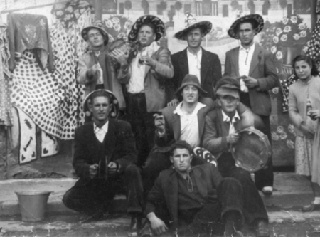 PeÃ±a ColÃ¡s y cuadrilla. Cella