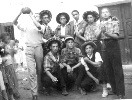 Grupo de amigos de la peÃ±a. Cella