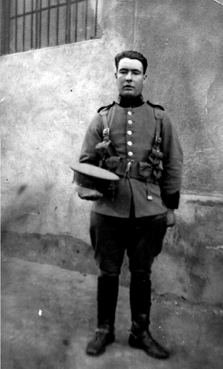 Cellense en el servicio militar.