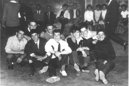 Grupo de amigos. Cella