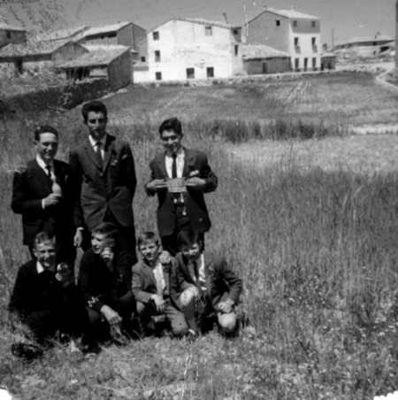 Amigos en la finca. Cella