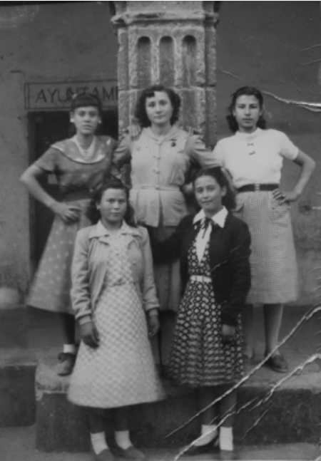 Amigas. Cella