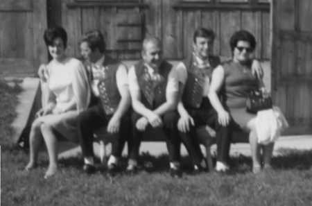 Amigos cellenses con tiroleses.