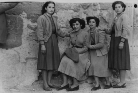 Grupo de amigas. Cella