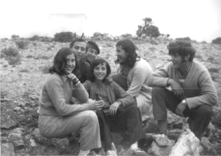 Amigos en el Calvario. Cella