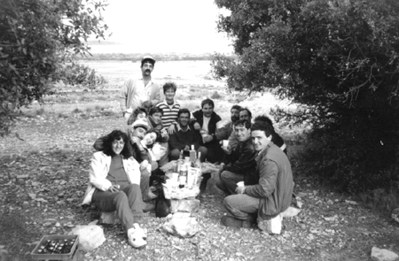 Amigos en el Calvario. Cella
