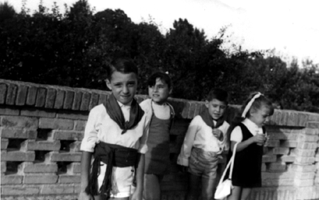 Amigos de Francisco en fiestas. Cella