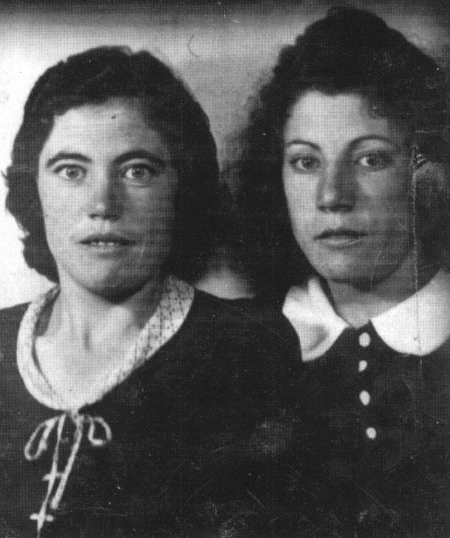 Paula y Alejandra. Villarquemado.