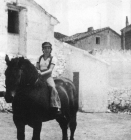 MarÃ­a a caballo. Villarquemado.